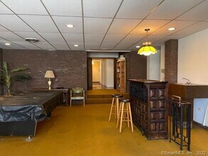 787 Farmington Ave in West Hartford, CT - Building Photo - Building Photo