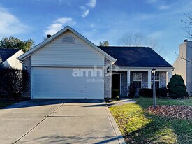 12305 Driftstone Dr in Fishers, IN - Building Photo