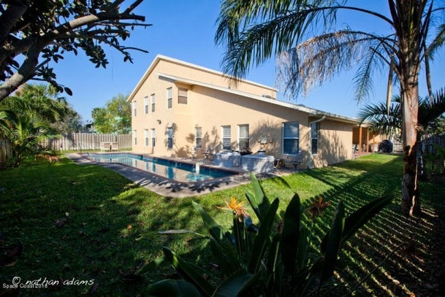 297 Provincial Dr