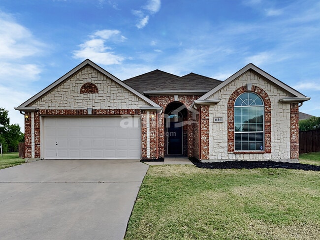 property at 646 Spanish Oak Ct