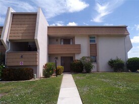1080 Bal Harbor Blvd in Punta Gorda, FL - Building Photo