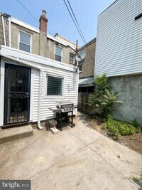 2531 Emerald St - 12