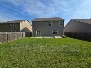 1222 Caledon Dr in Mebane, NC - Foto de edificio - Building Photo