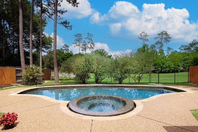138 Oriel Oaks Cir