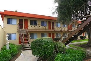 Americana and Il Pompeii