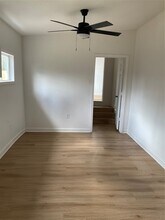 326 E 1st St in Deer Park, TX - Building Photo - Building Photo