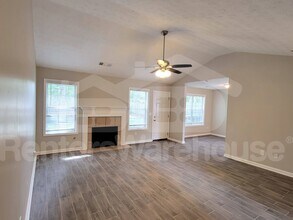 11511 Vinea Ln in Hampton, GA - Building Photo - Building Photo