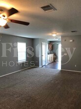 9655 Shorebird Ln in San Antonio, TX - Foto de edificio - Building Photo