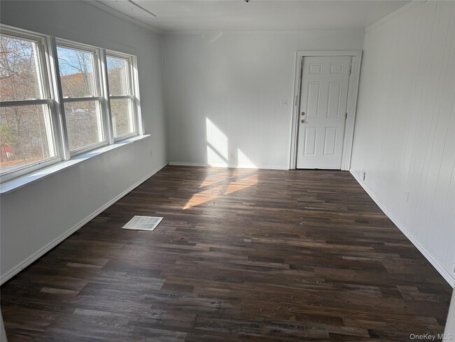 3 Kavalec Ln in Warwick, NY - Building Photo - Building Photo