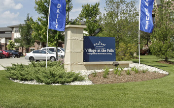 Holiday Village at the Falls in Menomonee Falls, WI - Building Photo - Building Photo