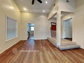 7000 Comanche Ave in Los Angeles, CA - Building Photo - Building Photo
