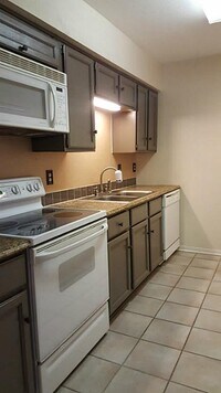 1201 Bering Dr photo'