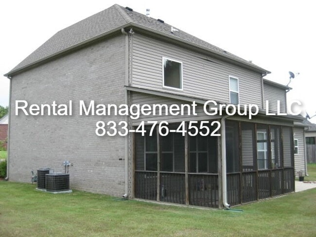 327 Dawn Cir in Trussville, AL - Building Photo - Building Photo