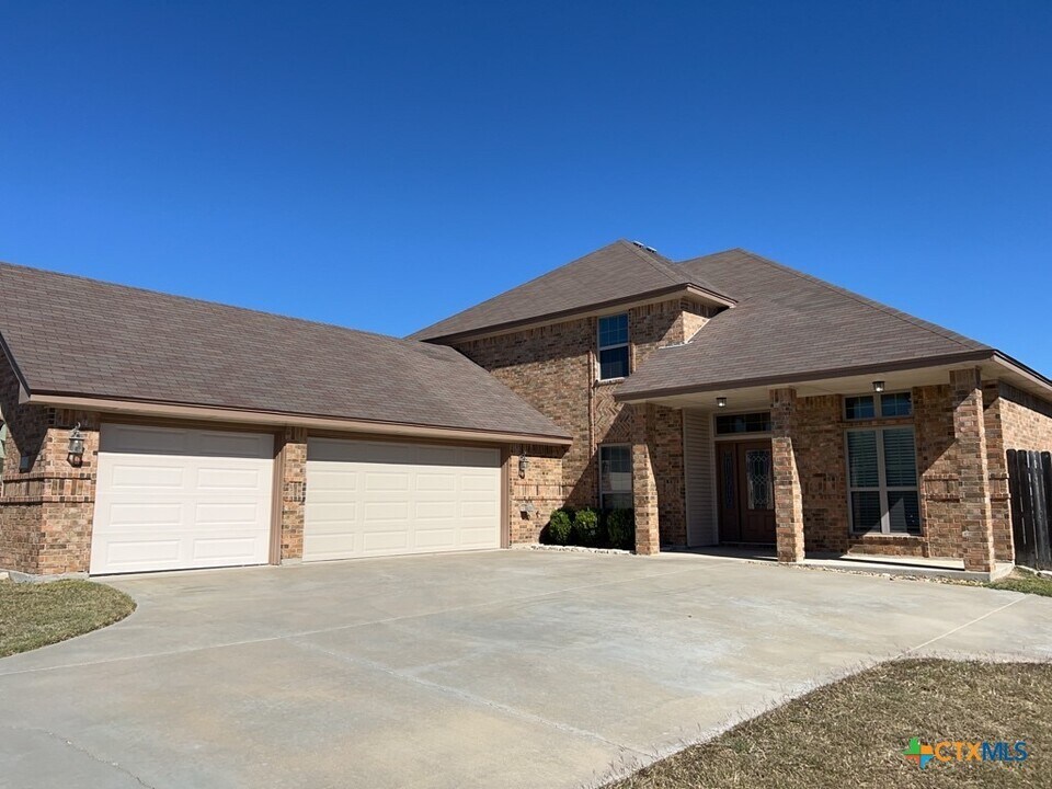 1021 Republic Cir in Copperas Cove, TX - Building Photo