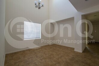 1120 E Blue Spruce Ln in Gilbert, AZ - Building Photo - Building Photo
