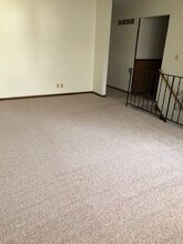 2125 Griffith St in Lincoln, NE - Building Photo - Building Photo