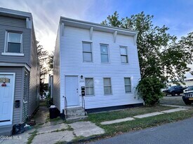 2523 Callahan Ave in Watervliet, NY - Building Photo