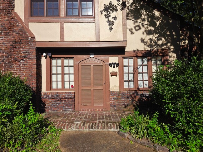 750 N Auburndale St in Memphis, TN - Building Photo - Building Photo