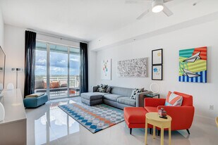 450 N Federal Hwy in Boynton Beach, FL - Building Photo