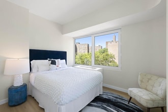 1998 2nd Ave in New York, NY - Foto de edificio - Building Photo