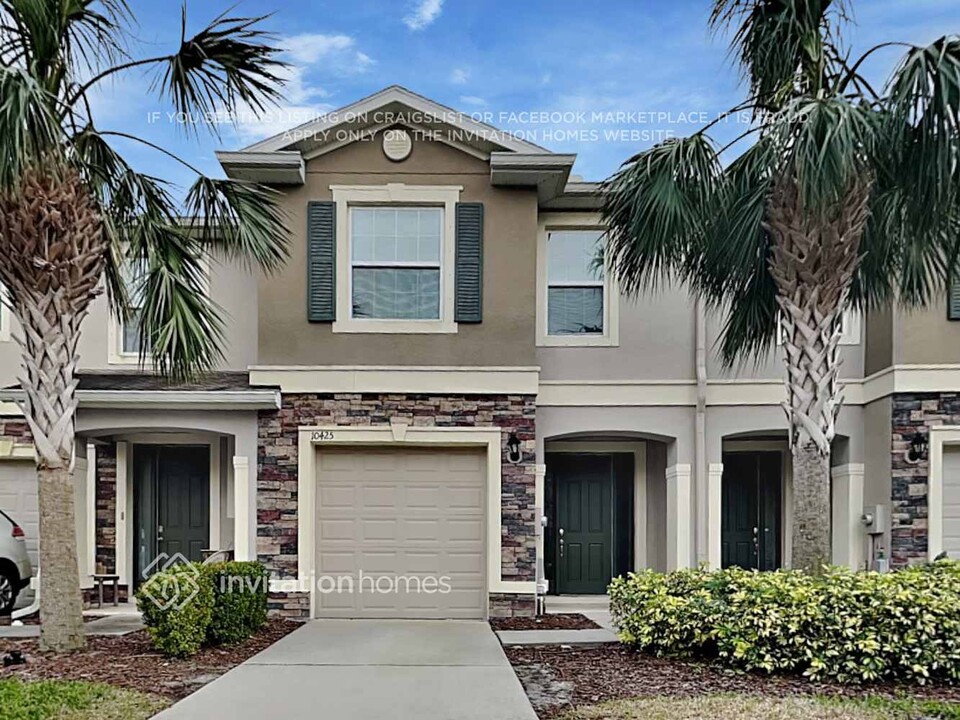 10425 Orchid Mist Ct in Riverview, FL - Building Photo