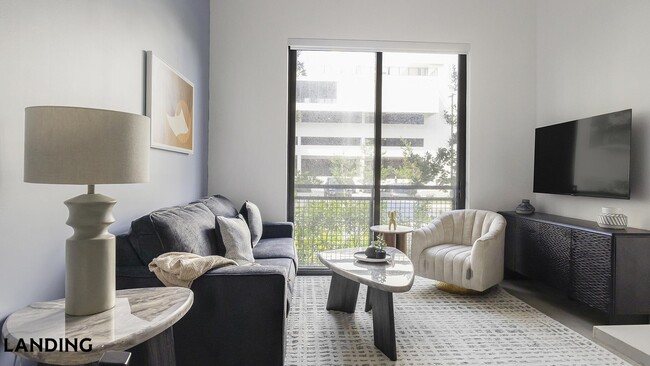 1155 NE 126th St, Unit 126 in North Miami, FL - Foto de edificio - Building Photo