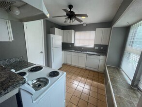 22221 Moss Falls Ln in Spring, TX - Building Photo - Building Photo