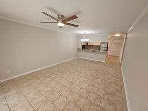 1507 Military Cutoff Rd, Unit 208 in Wilmington, NC - Foto de edificio - Building Photo