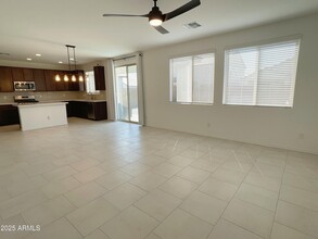 14255 West Honeysuckle Dr in Sun City West, AZ - Building Photo - Building Photo