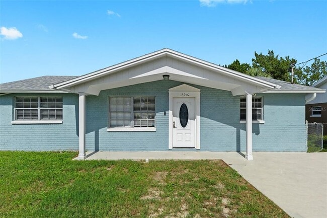 property at 13916 Sommers Ave