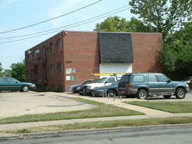 2532 Harrison Ave Apartments