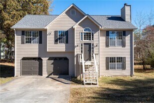 5068 Furlong Way in Powder Springs, GA - Building Photo