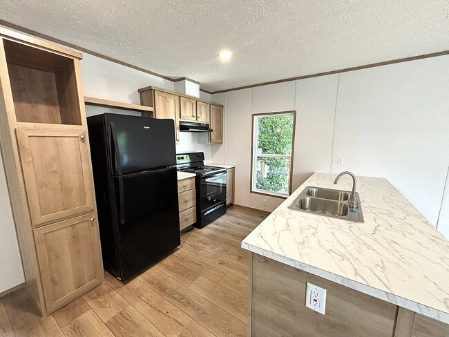 property at 3110 Victory Dr
