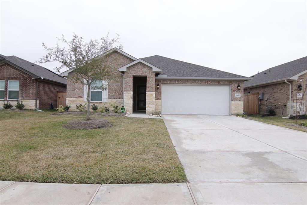 6450 Brazos Trl Dr in Richmond, TX - Building Photo