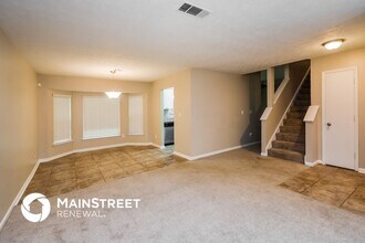 2050 Downs Pl in Lithonia, GA - Building Photo - Building Photo