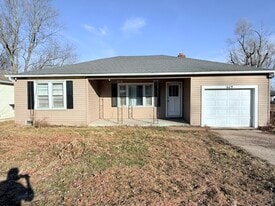 609 S Taylor Ave in Belle, MO - Building Photo