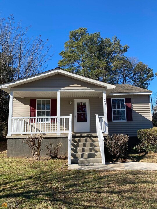 242 Magnolia St in Athens, GA - Building Photo