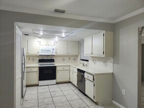 19393 Orchidtree Ct in Lehigh Acres, FL - Building Photo - Building Photo