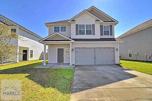 65 Gambrell Rd in Hinesville, GA - Building Photo