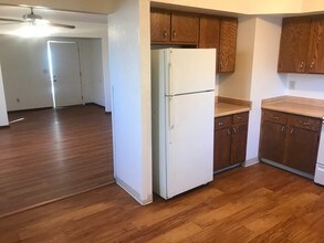 1085 S Perry St-Unit -Unit B in Denver, CO - Building Photo - Building Photo