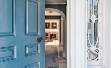 20 Jefferson St in Sag Harbor, NY - Building Photo - Building Photo