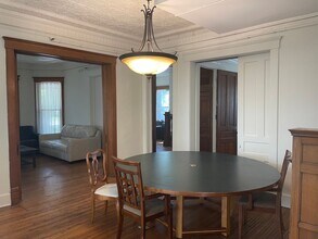 508 W Elm St in Urbana, IL - Building Photo - Building Photo