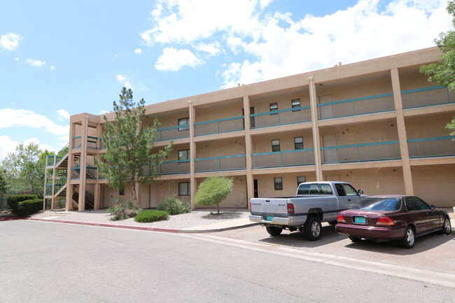 Evergreen in Santa Fe, NM - Foto de edificio - Building Photo