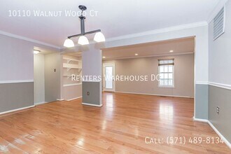 10110 Walnut Wood Ct in Burke, VA - Building Photo - Building Photo