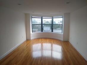 44 Jersey St, Unit 701 in Boston, MA - Building Photo - Building Photo