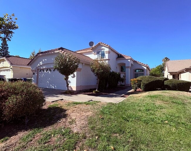 property at 8581 Summer Vista Ct