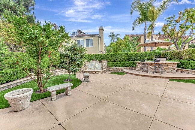 132 Spring Valley in Irvine, CA - Building Photo - Building Photo
