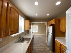 2772 Madera Ave in Oakland, CA - Building Photo - Building Photo