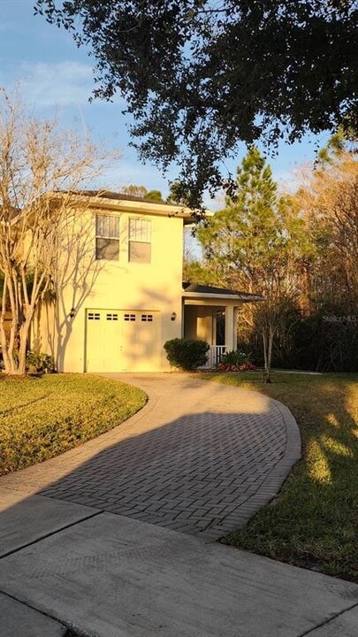 9946 Tivoli Villa Dr in Orlando, FL - Building Photo
