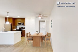 333 1st St in Seal Beach, CA - Building Photo - Building Photo